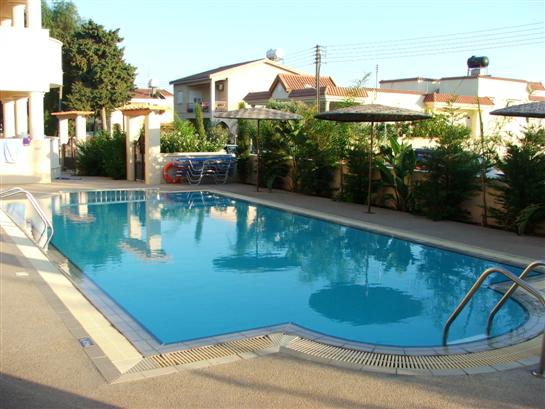 The swimming pool at Angels' Mansion